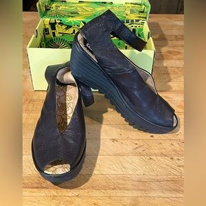 Fly London Black Yala style Sz 42 shoes